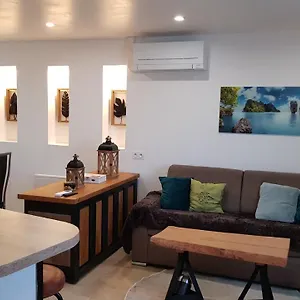 Maison Au Calme En Campagne Appartement Caderousse